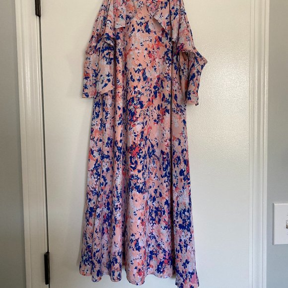 Floral Dress with Flowy Shoulder Pieces - Picture 2 of 5